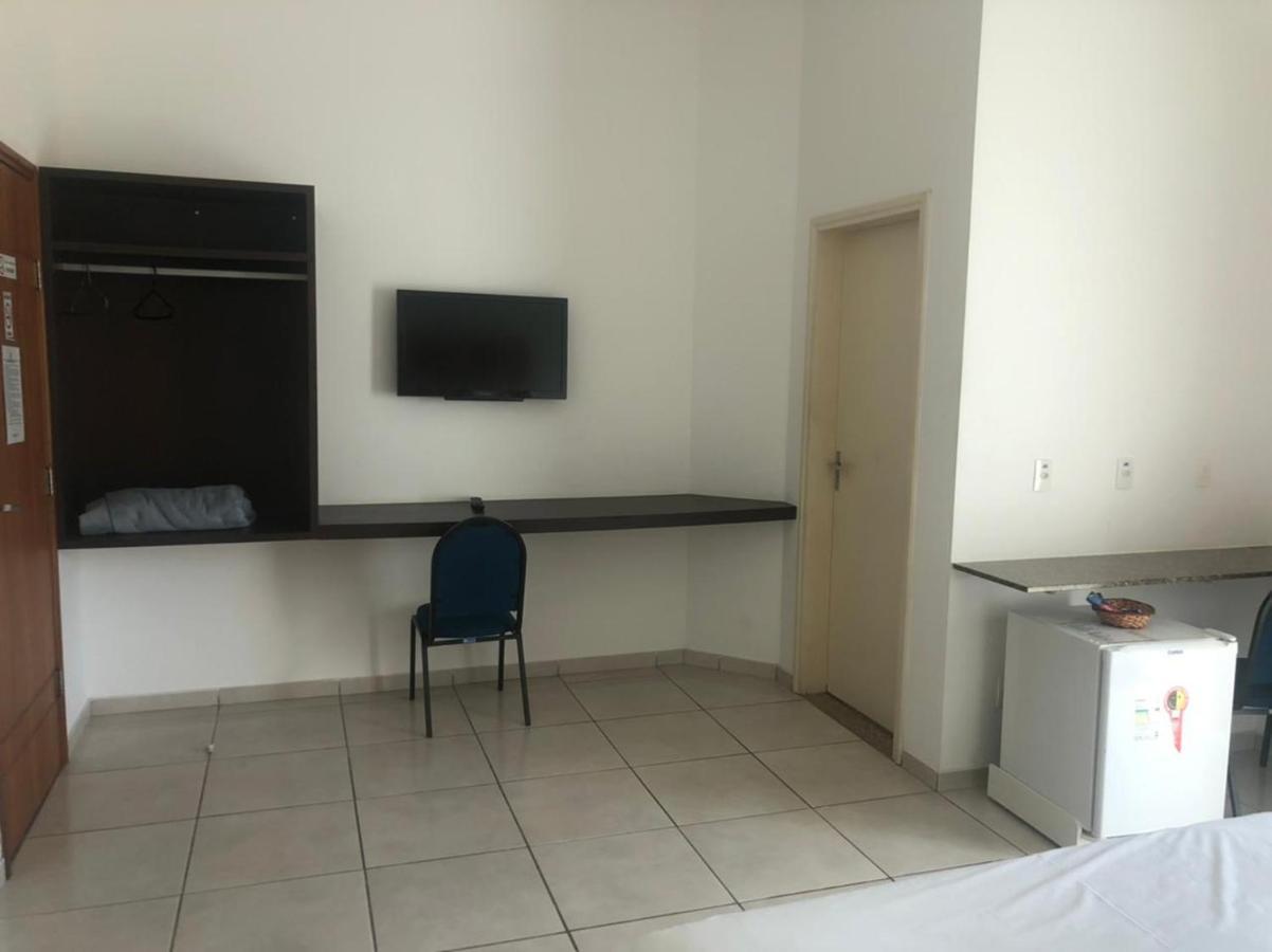 Hotel Jequitiara Itaobim