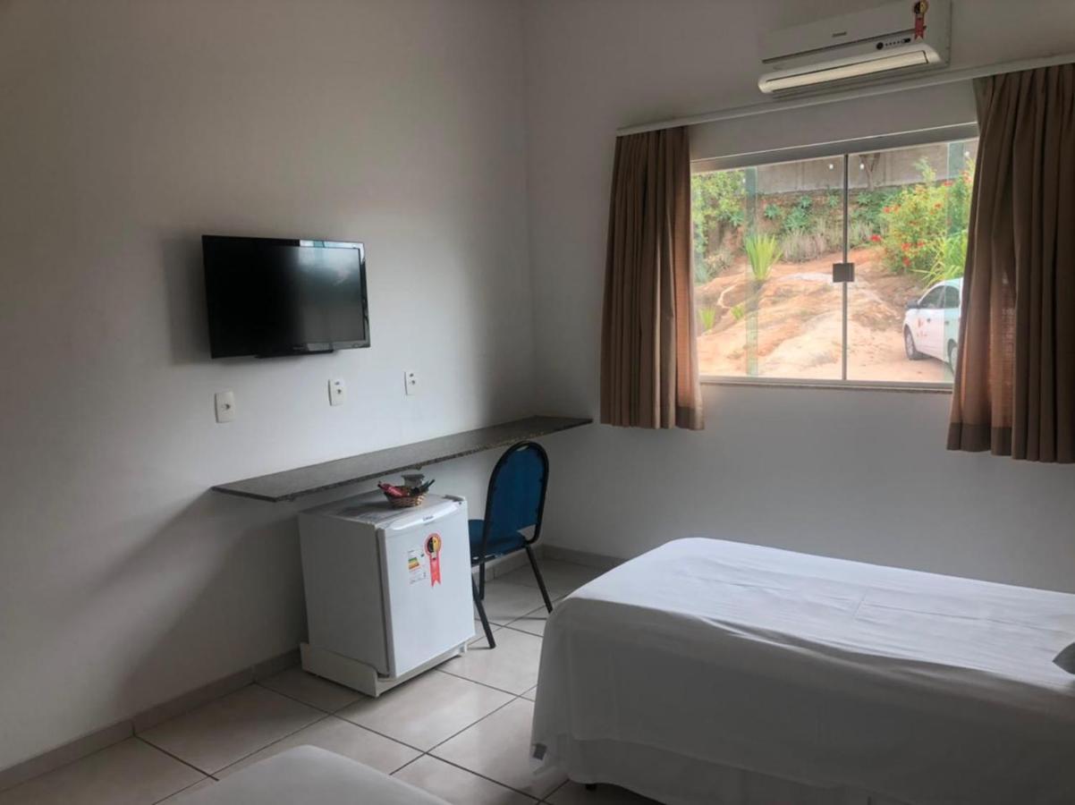 Hotel Jequitiara Itaobim